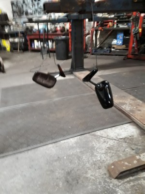 Door mirrors repainted semi-gloss black