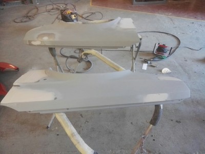 Both front wings during final prep