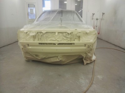 Front panel and valance in colourcoat!